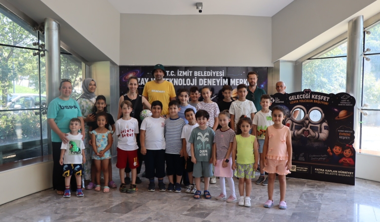Öğrencilerin rotası: Uzay ve Teknoloji Deneyim Merkezi