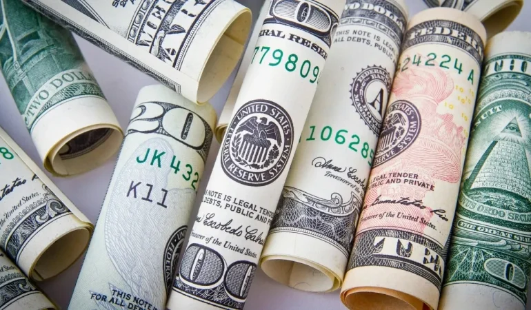 Dolar/TL 46,98 ve Euro/TL 53,85 — 10 Temmuz 2026 piyasa açılışı