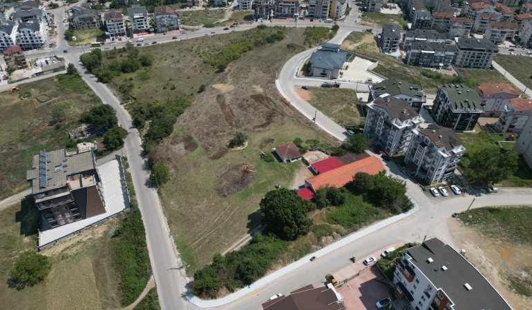 Izmit-Belediyesi-Gundogdu-Mahallesine-yeni-kaldirim-featured