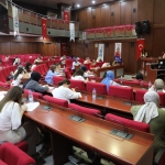 Izmit-Belediyesi-ogretmen-sinavina-adaylar-ovgu-yagdi-featured