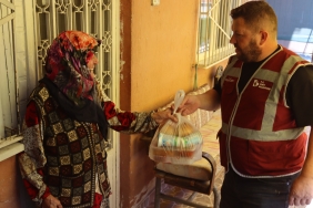 Izmit-Belediyesi-sicak-yemek-destegiyle-dayanismayi-guclendiriyor-featured
