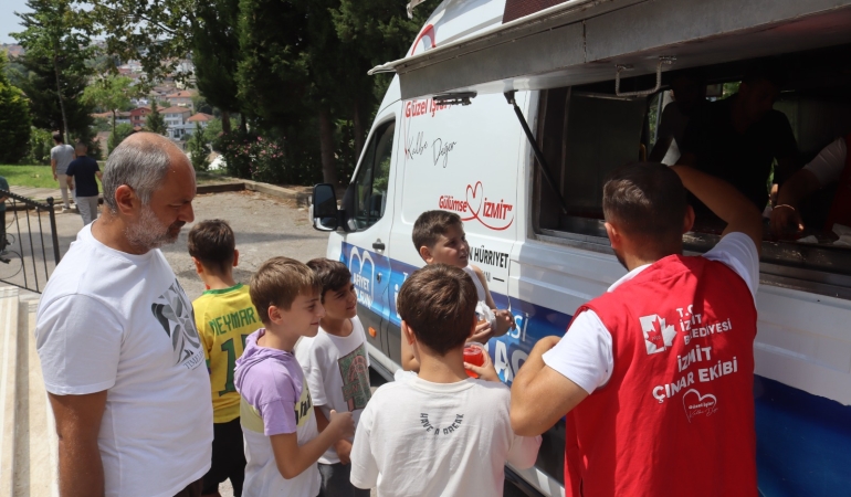 Sirintepe8217de-Cuma-Ikrami-Izmit-Belediyesi8217nden-featured