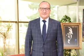 Ayhan-Zeytinoglu-Cari-acik-421-milyar-dolara-cikti-featured