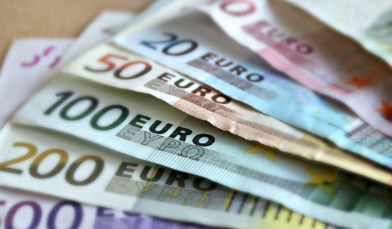 Ekonomistlerin-2026-dolar-tahmini-5160-TLye-indi-featured