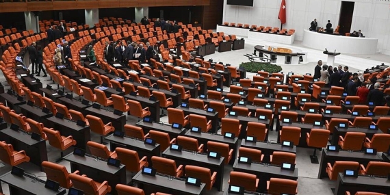 Fon-sorusturmasi-Meclis-gundeminde-Yilmaz-7-Ekimde-konusacak-featured