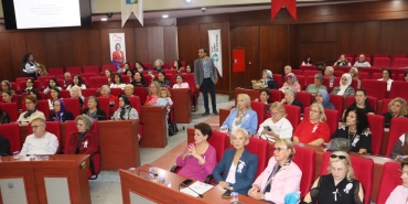 Izmit-Belediyesinde-meme-kanseri-icin-farkindalik-bulusmasi-featured