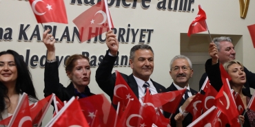 Izmitte-5-yas-grubu-ogrencilerden-Cumhuriyet-gosterisi-featured