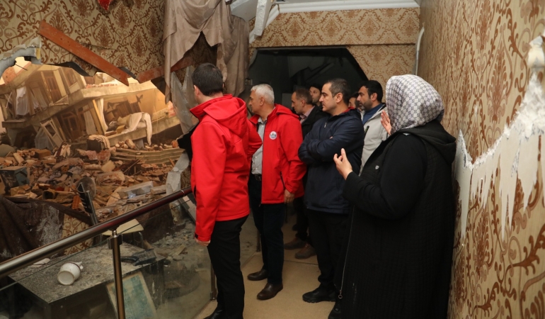 Izmitte-afet-toplantisinda-deprem-hazirligi-degerlendirildi-featured