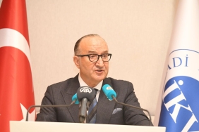 Zeytinoglu-Turkiye-otomotiv-duzenlemesinin-disinda-kalmamali-featured